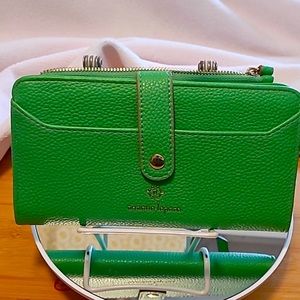 NANETTE LEPORE Gorgeous Green Wallet